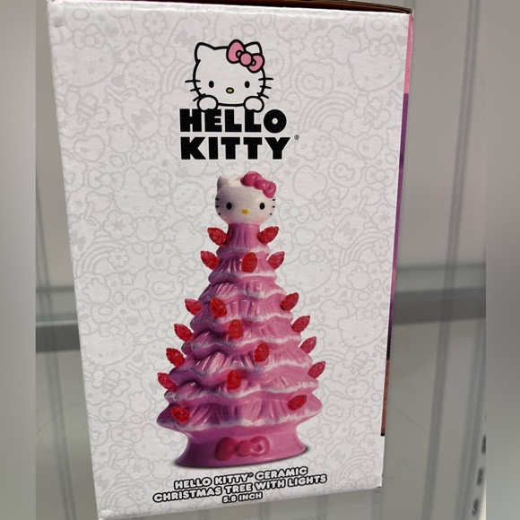 Christmas Valentine Hello Kitty Red Pink lightup Ceramic Christmas Tree 5.8” NWT - Picture 2 of 4